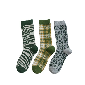 1 чифт дамски чорапи пролет есен ретро стил мъже двойка памучни чорапи петна решетка карирана ивица модел зелен цвят чорапи