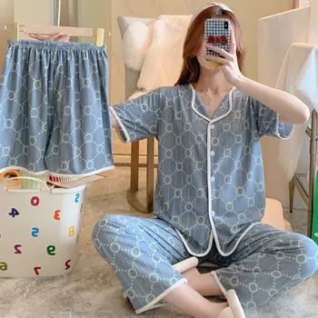 Лято Дамски пижами комплект Тънки къси панталони с къси ръкави и панталони Комплект спално облекло от три части Жилетка Жена студентска пижама комплект