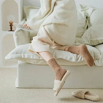 Норка сън есен дом трикотаж жени чорапи уютен легло Harajuku пухкав топъл етаж чорап твърди кадифе чист зимен цвят сгъстяване